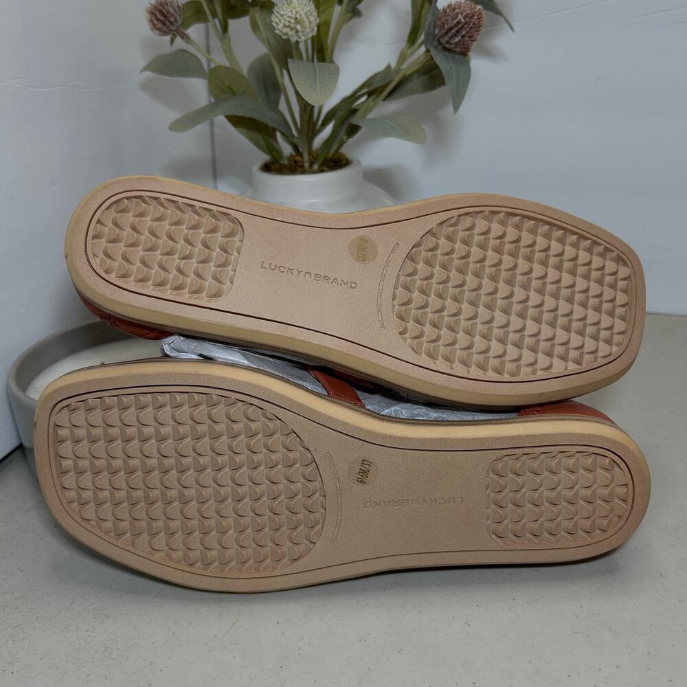 New Lucky Brand Nayda Caged Leather Flat Sandals Eco Red Women 6.5 NWOB Zip - Picture 8 of 8